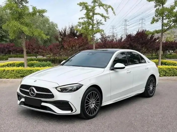Mercedes-Benz C-Class 2024 Model C 260 L Sports Edition – фото 1