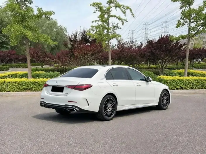 Mercedes-Benz C-Class 2024 Model C 260 L Sports Edition – фото 6