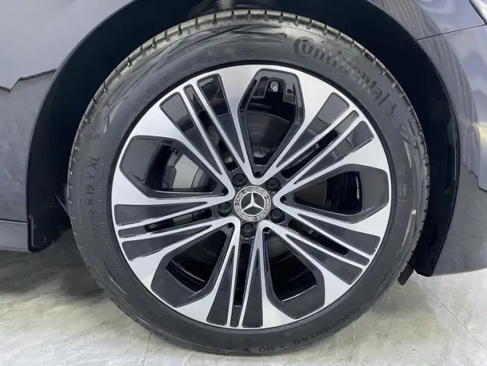 Mercedes-Benz E-Class 2026 Model E 300 L Luxury Model sedan – фото 7