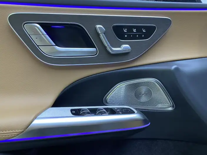 Mercedes-Benz E-Class 2026 Model E 300 L Luxury Model sedan – фото 9