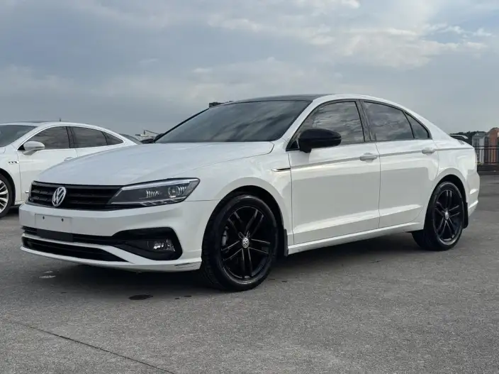Volkswagen Lamando 2021 Model 280TSI DSG Comfort Edition – фото 1