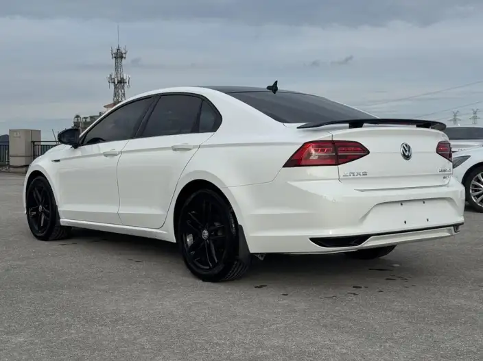 Volkswagen Lamando 2021 Model 280TSI DSG Comfort Edition – фото 4