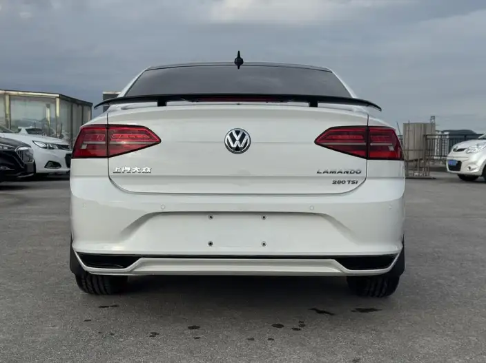 Volkswagen Lamando 2021 Model 280TSI DSG Comfort Edition – фото 5