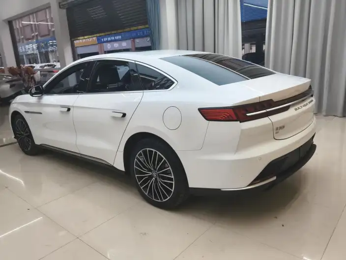 BYD Han EV 2021 Model Standard battery life version Luxury Model – фото 4