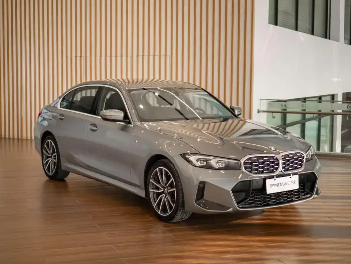 BMW 3 Series 2023 Model 325Li M Sports Set – фото 3