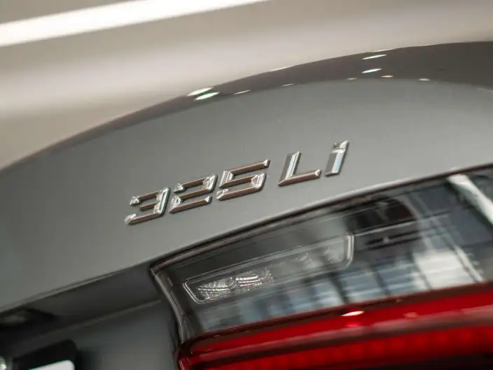 BMW 3 Series 2023 Model 325Li M Sports Set – фото 9