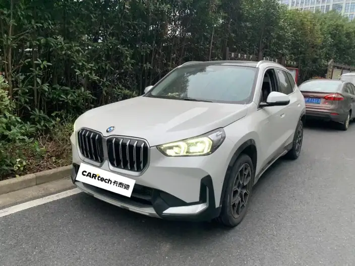 BMW X1 2023 Model sDrive25Li X Design Set – фото 1