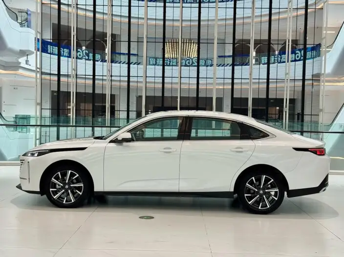 Changan Eado 2025 Model 1.5T DCT 500Bar Flagship Model