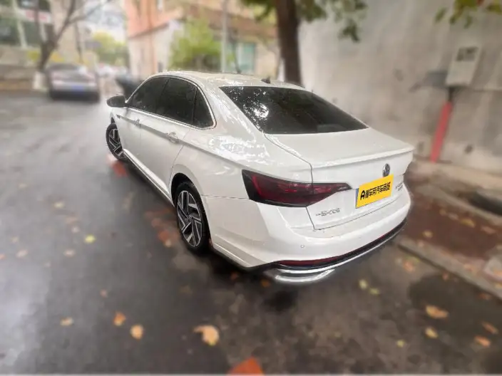 Volkswagen Sagitar 2023 Model 300TSI DSG Beyond Edition – фото 4