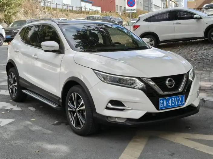 Nissan Qashqai 2022 Model 2.0L XV Prem. Deluxe Edition