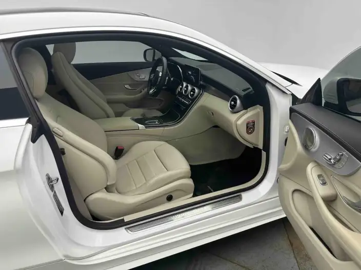 Mercedes-Benz C-Class Imported 2022 Model C 200 Coupe – фото 9