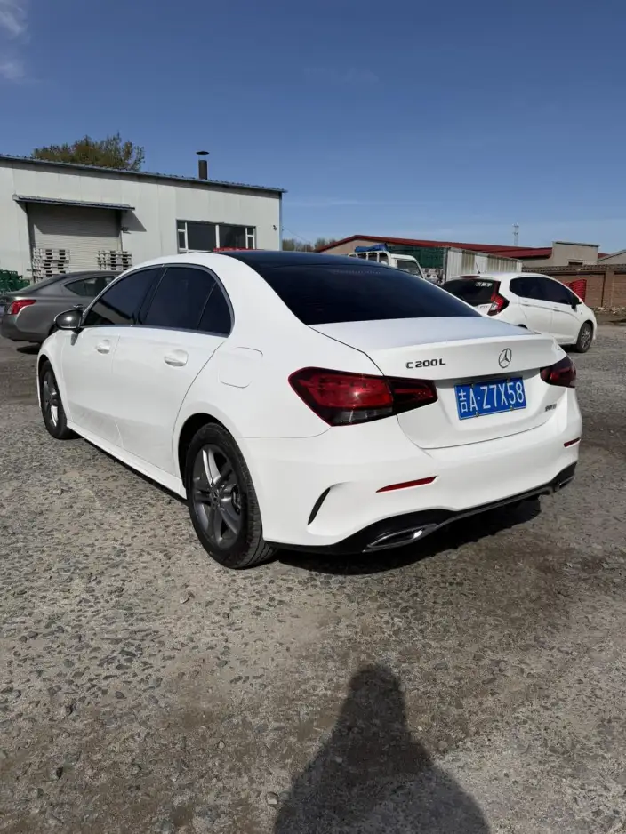 Mercedes-Benz A-class 2022 Model Facelift A 180 L Sports sedan – фото 4