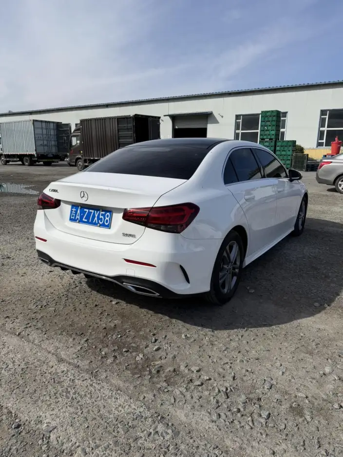 Mercedes-Benz A-class 2022 Model Facelift A 180 L Sports sedan – фото 6