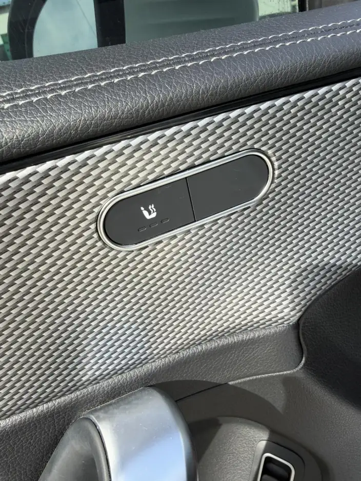 Mercedes-Benz A-class 2022 Model Facelift A 180 L Sports sedan – фото 7