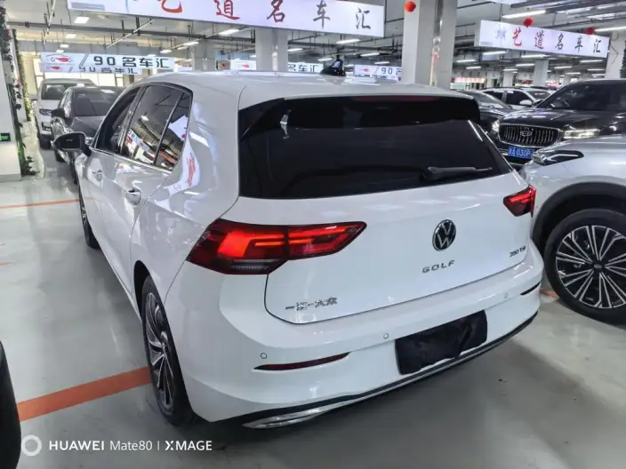 Volkswagen Golf 2021 Model 280TSI DSG Pro – фото 4