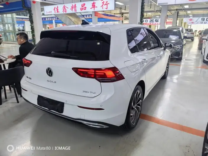 Volkswagen Golf 2021 Model 280TSI DSG Pro – фото 6