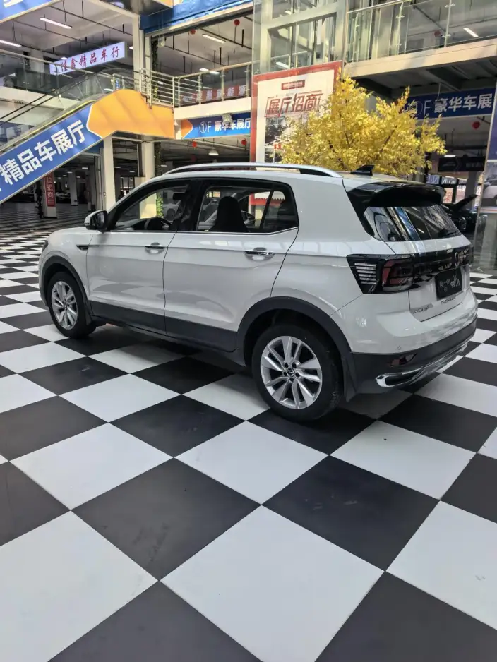 Volkswagen T-Cross 2021 Model 1.5L Automatic Comfort Edition – фото 3