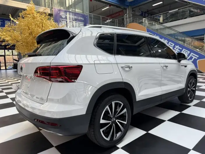 Volkswagen Tharu 2022 Model 280TSI 2WD Deluxe Edition – фото 7