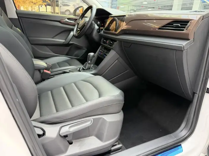 Volkswagen Tharu 2022 Model 280TSI 2WD Deluxe Edition – фото 10