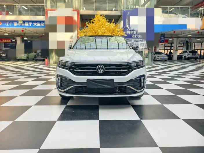 Volkswagen T-Roc 2021 Model Facelift 280TSI DSG 2WD R-Line Pro Zhilian Edition – фото 2