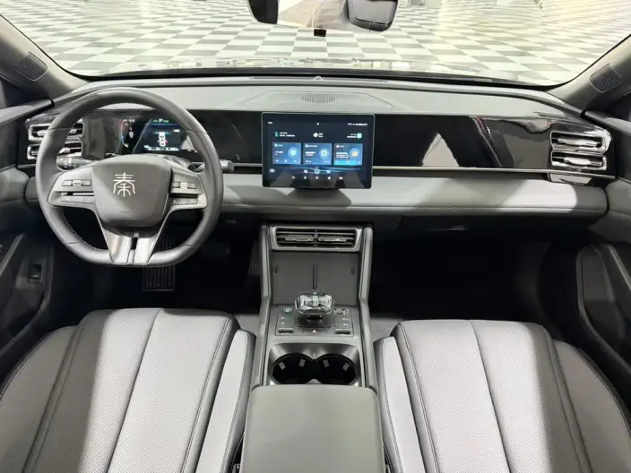 QinL DM 2024 Model DM-i 80KM Leading Model – фото 6