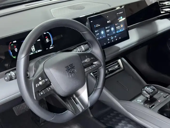 QinL DM 2024 Model DM-i 80KM Leading Model – фото 7