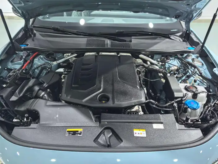 Audi A5 L Sportback 2026 Model 2.0TFSI 150kW Smart Edition quattro Model – фото 6