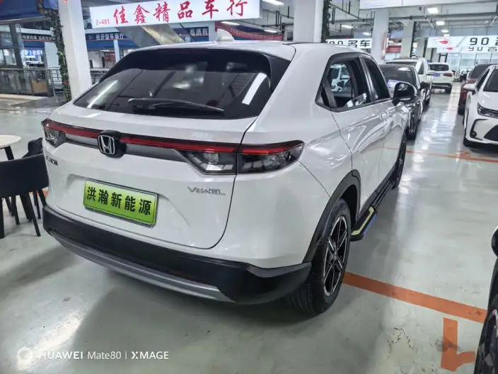 Honda Vezel 2023 Model 1.5L CVT Technology Edition – фото 6