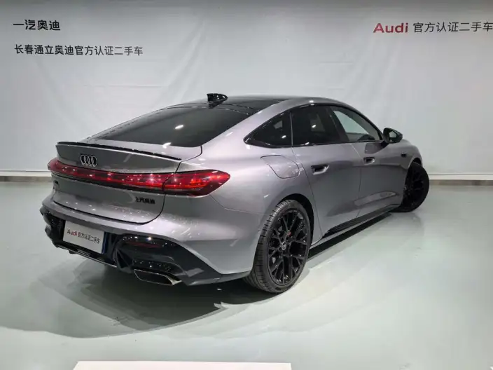 Audi A5 L Sportback 2026 Model 2.0TFSI quattro 150kW First Edition Limited edition – фото 4