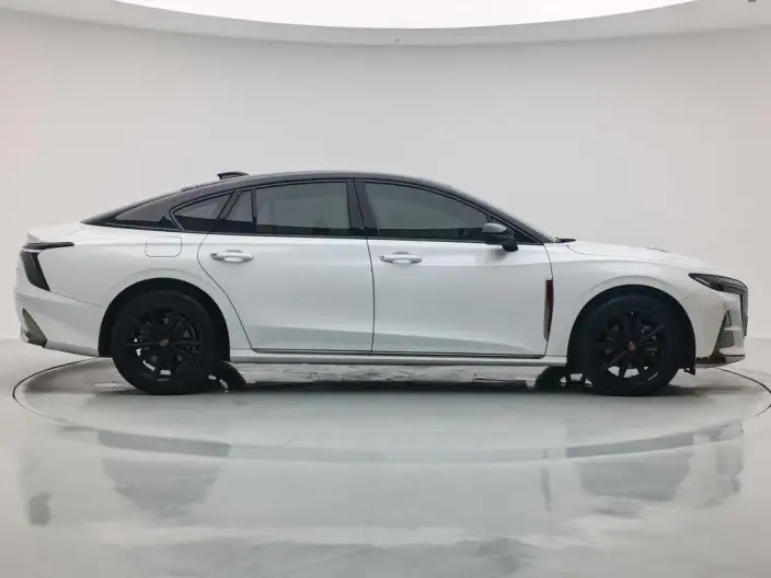 HONGQI H6 2023 Model 2.0T Zhishang Edition – фото 8