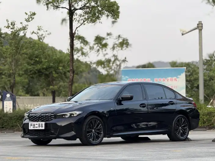 BMW 3 Series 2023 Model 325Li M Sports Night Set – фото 1