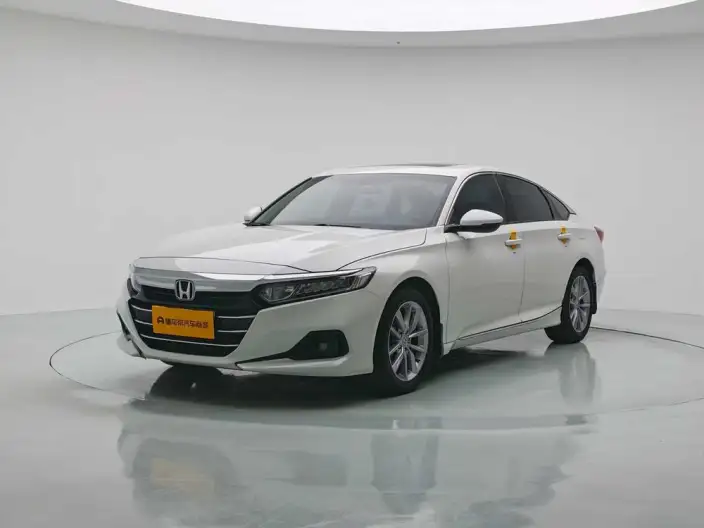 Honda Accord 2022 Model 260TURBO Deluxe Edition – фото 1