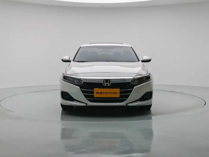 Honda Accord 2022 Model 260TURBO Deluxe Edition – фото 2