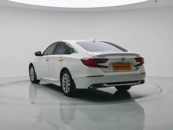 Honda Accord 2022 Model 260TURBO Deluxe Edition – фото 5