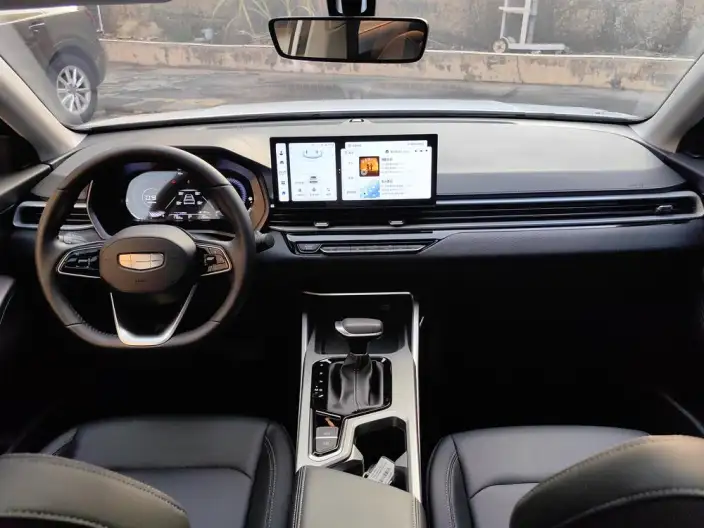 Geely Emgrand 2025 Model No. 4 Gen 1.5L CVT Star Glory Edition – фото 6