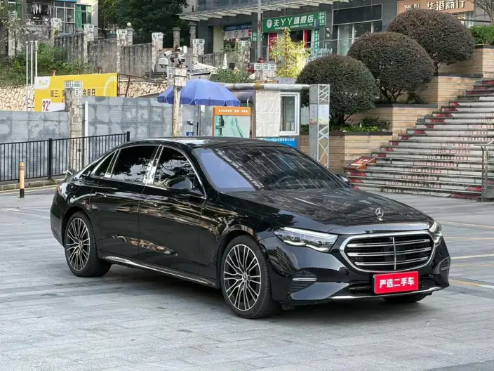 Mercedes-Benz E-Class 2024 Model E 300 L Noble Model sedan – фото 3
