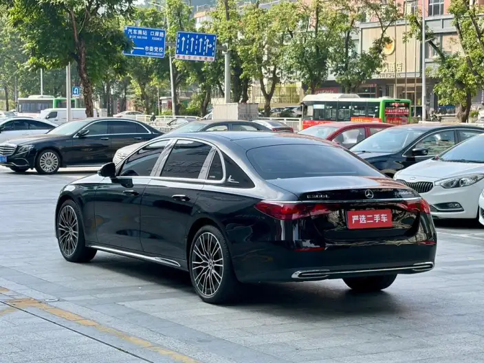 Mercedes-Benz E-Class 2024 Model E 300 L Noble Model sedan – фото 4