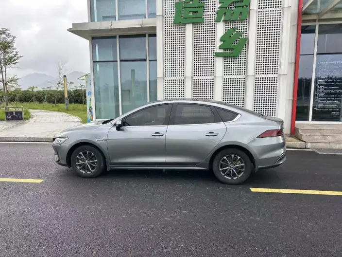 Qin Plus EV 2021 Model 400KM Lingchang Edition