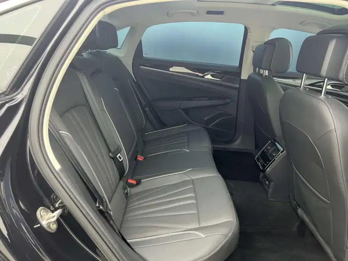 Volkswagen Passat 2024 Model 380TSI Elite Edition – фото 6