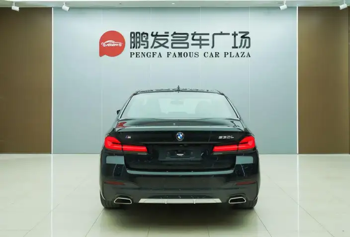 BMW 5 Series 2022 Model Facelift II 525Li M Sports Set – фото 3