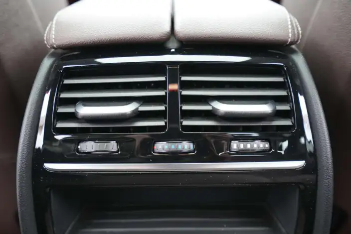 BMW 5 Series 2022 Model Facelift II 525Li M Sports Set – фото 6