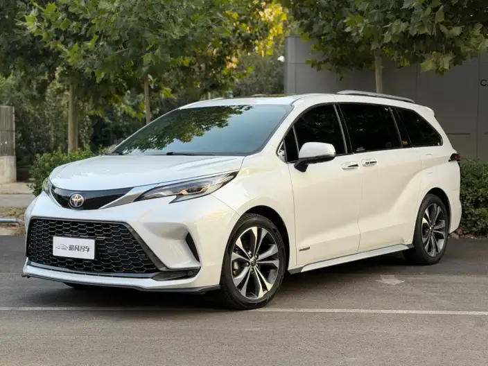 Granvia 2023 Model Intelligent Hybrid 2.5L Flagship VIP – фото 1