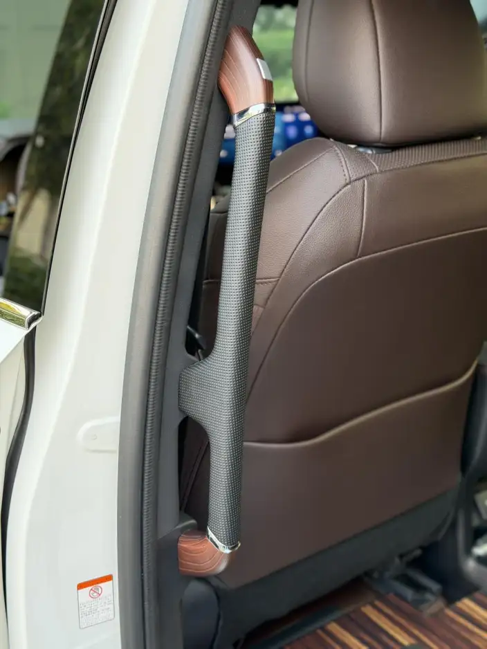Granvia 2023 Model Intelligent Hybrid 2.5L Flagship VIP – фото 9