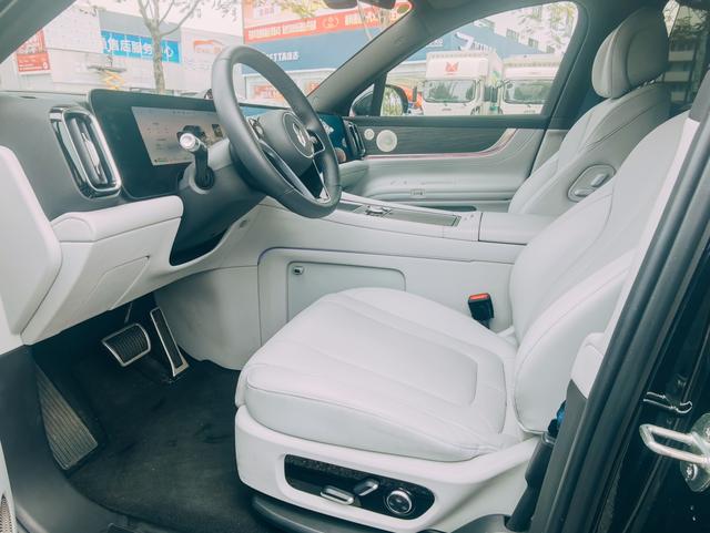 AITO M9 2024 Extended-Range Ultra 6-Seater – фото 14