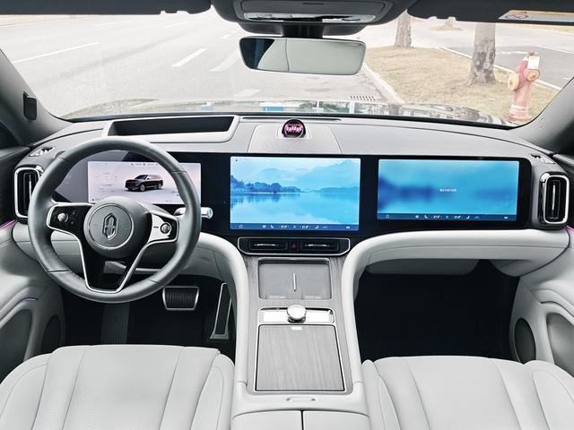 AITO M9 2024 Extended-Range Ultra 6-Seater – фото 15