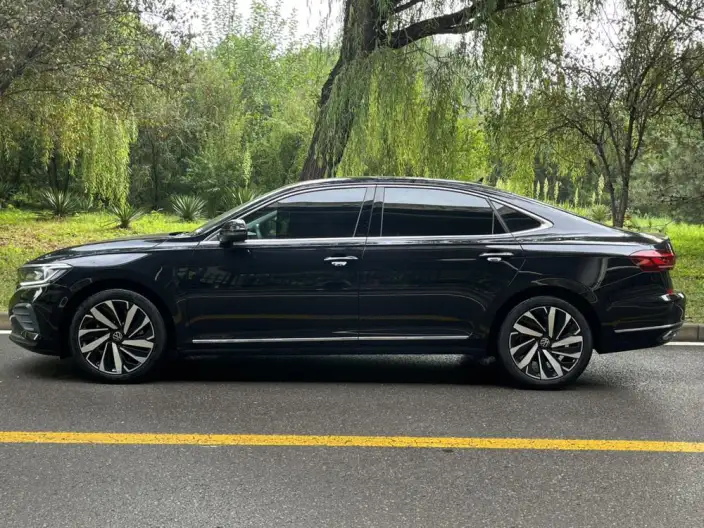 Volkswagen Passat 2024 Model 330TSI Elite Edition