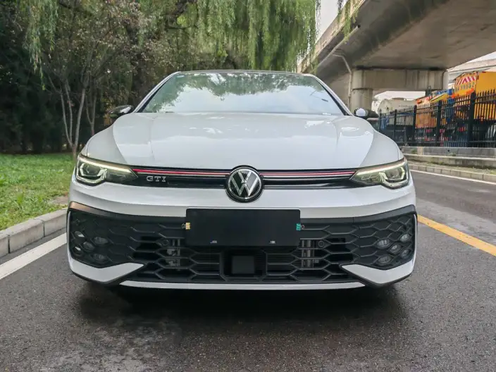 Volkswagen Golf GTI 2025 Model 380TSI DSG GTI