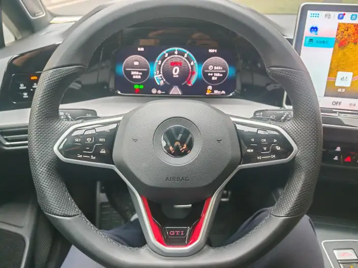 Volkswagen Golf GTI 2025 Model 380TSI DSG GTI – фото 10
