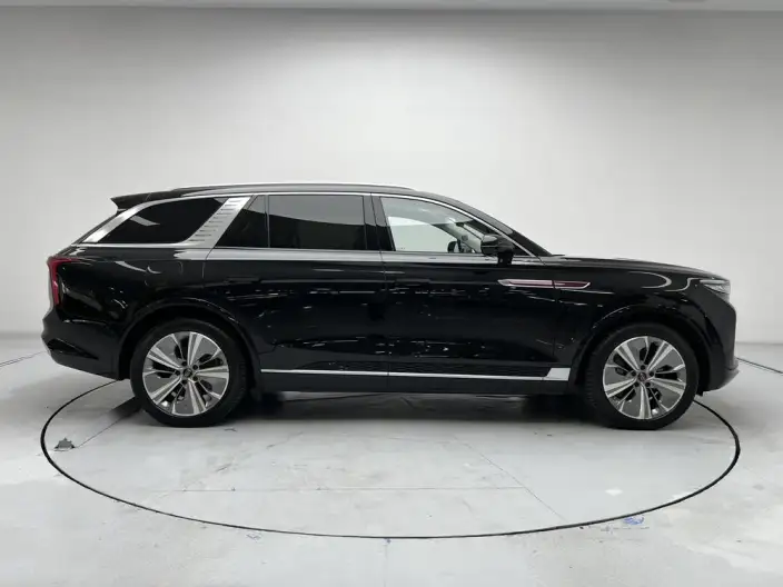 HONGQI E-HS9 2022 Model 690km Flag Xiang Edition VI seat – фото 8
