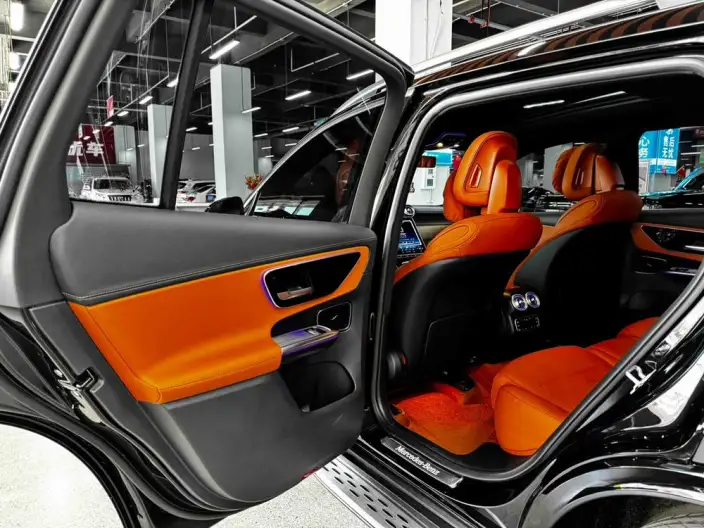 Mercedes-Benz GLC 2024 Model Facelift GLC 300 L 4MATIC Dynamic Model 5 seat – фото 8
